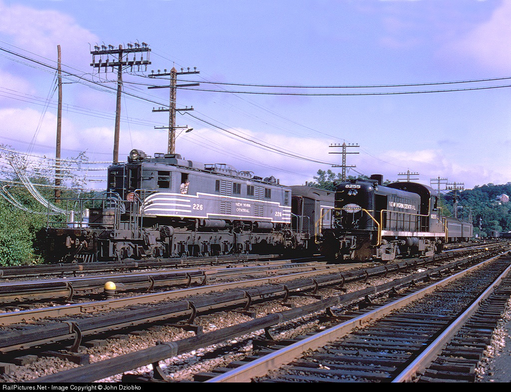 NYC New York Central Railroad Lockport NY Train Station 1971 View 8x10 photo 