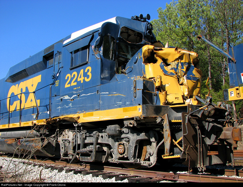 Net Photo: CSXT 2243 CSX Transportation (CSXT) EMD RDSLUG/RDMATE at Brookwood, Alabama by Frank Orona