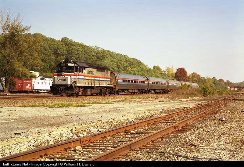 Amtrak Gp40