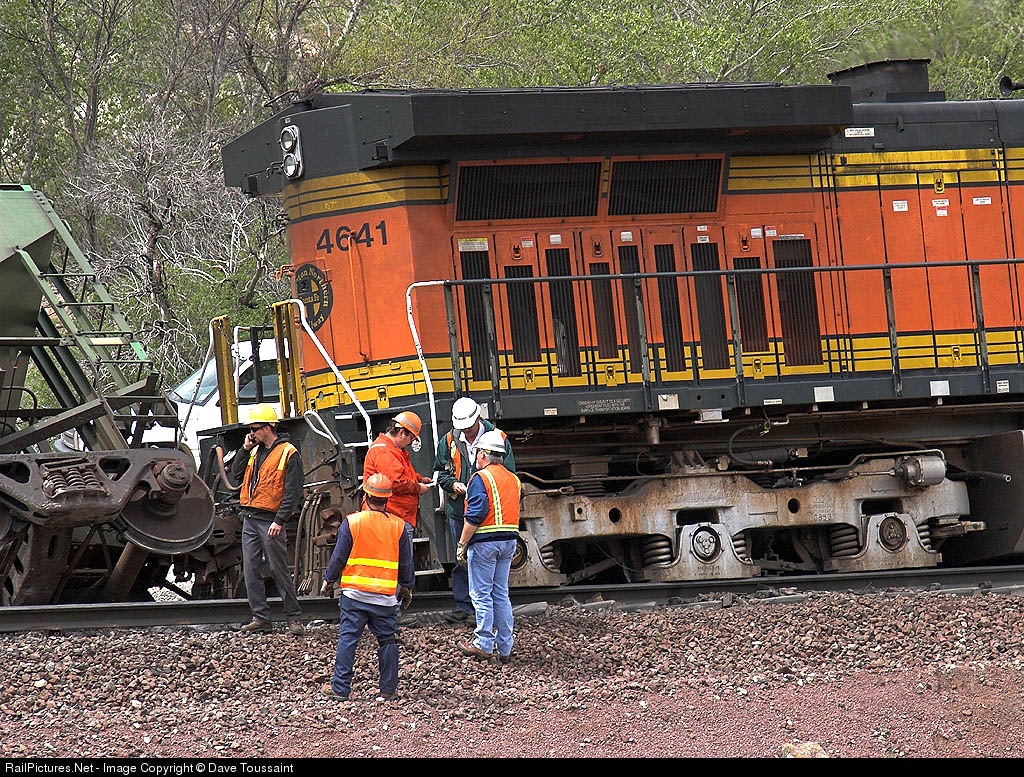 4 All New Locomotives Live Feed From The Railroad Hobbyshow The Atlas Rescue Forum 13 years ago today, there was a head on collision on bnsf (again.) in california. the atlas rescue forum proboards