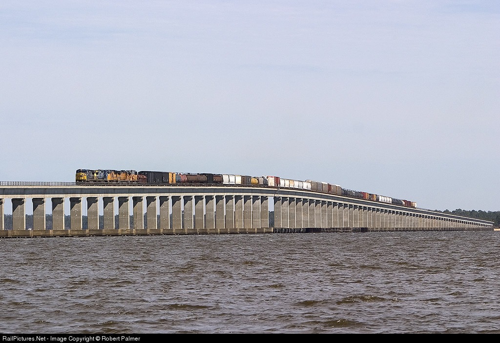  fits on the Escambia Bay bridge.