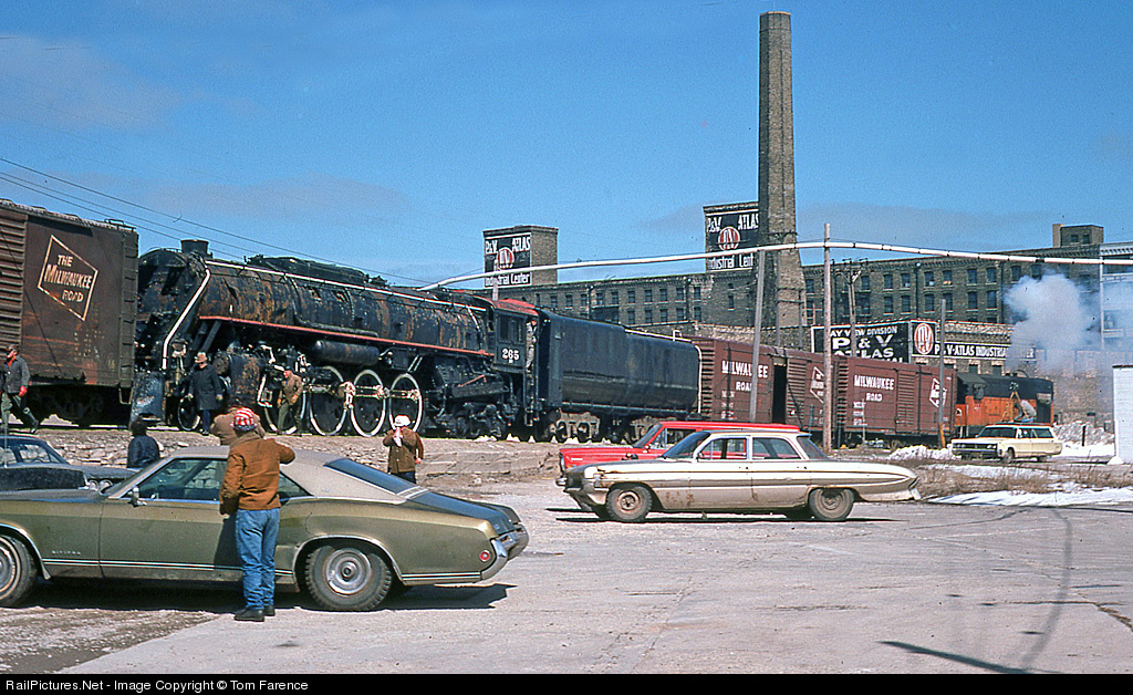 milwaukee smoky happened tom farence beloved wuwm railpictures