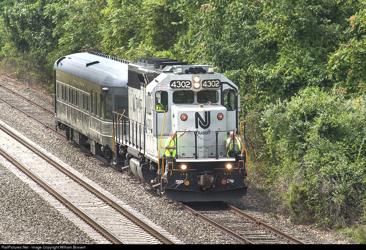 3815-1441155642-jpg