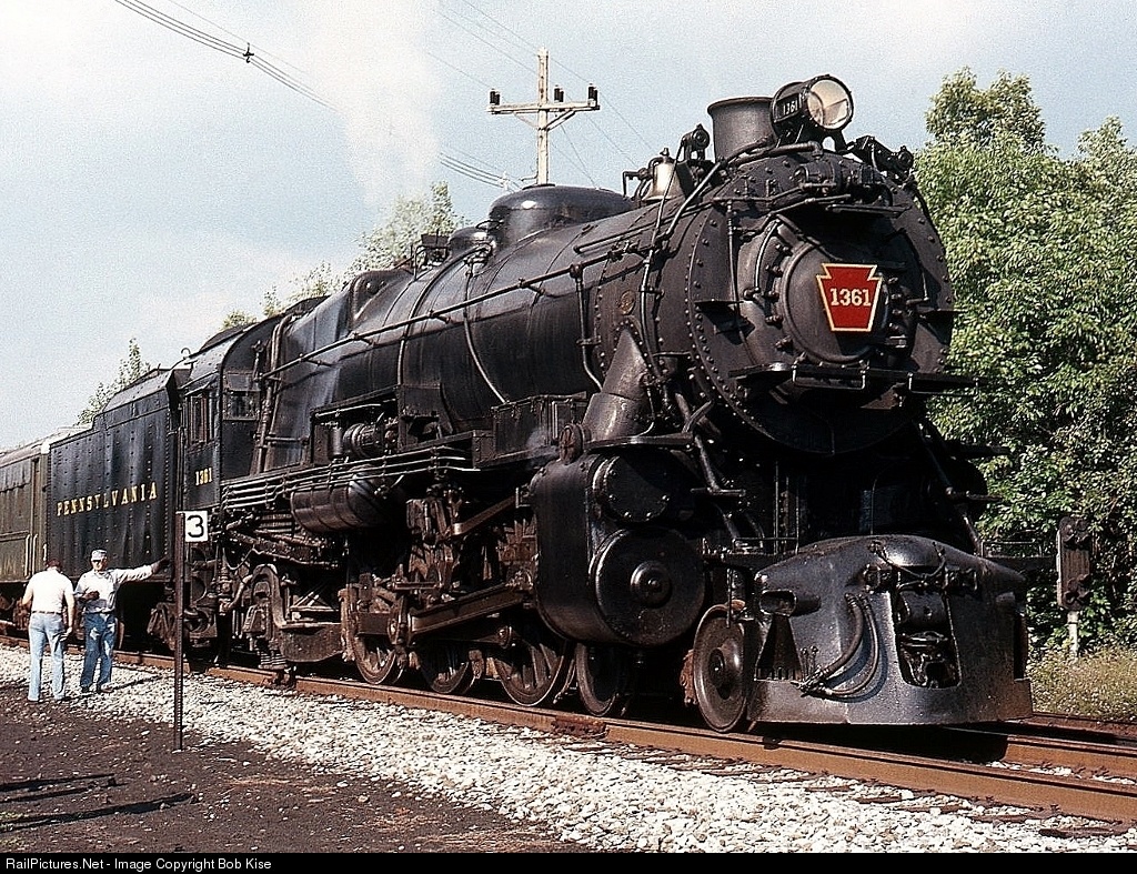 Net Photo: PRR 1361 Pennsylvania Railroad Steam 4-6-2 at Tyrone, Pennsylvania by Bob Kise