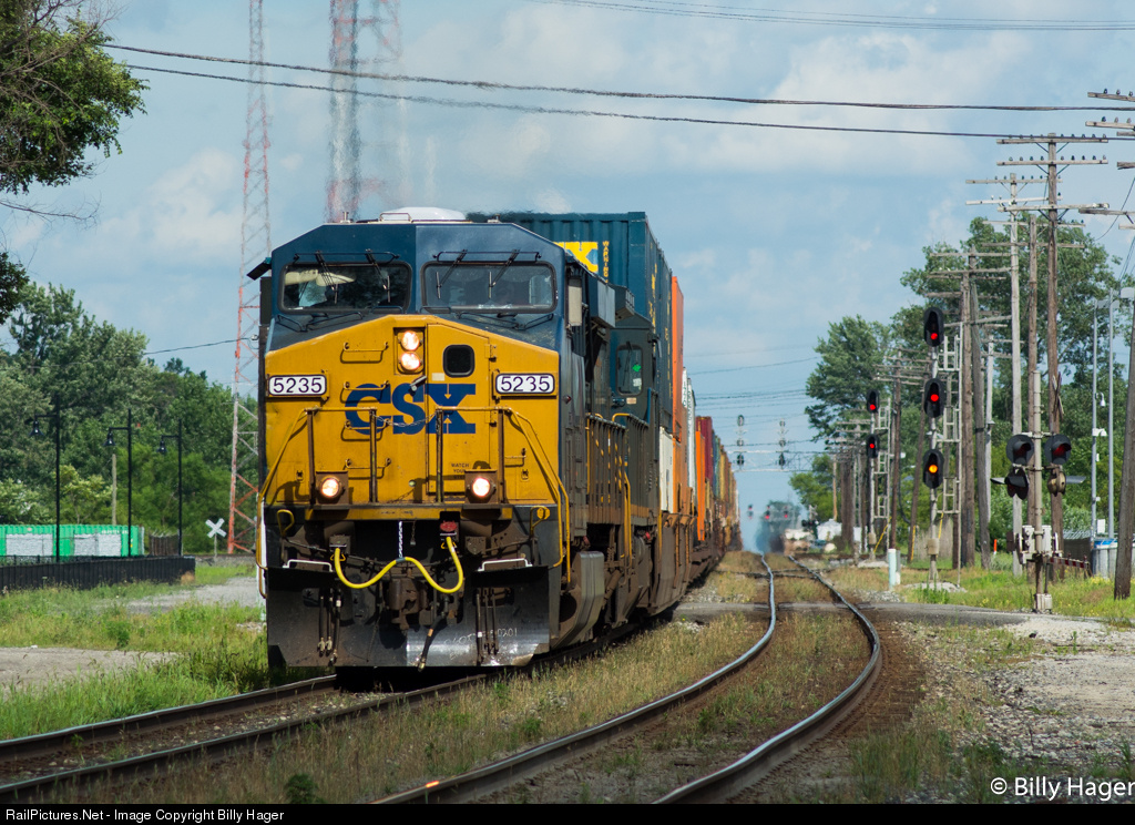 http://www.railpictures.net/viewphoto.php?id=489968&nseq=688