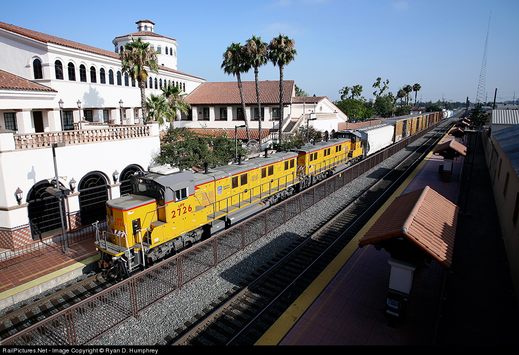 train,trains,railroad,rail,photos,pictures,photographs,Union Pacific,NRE 3G...