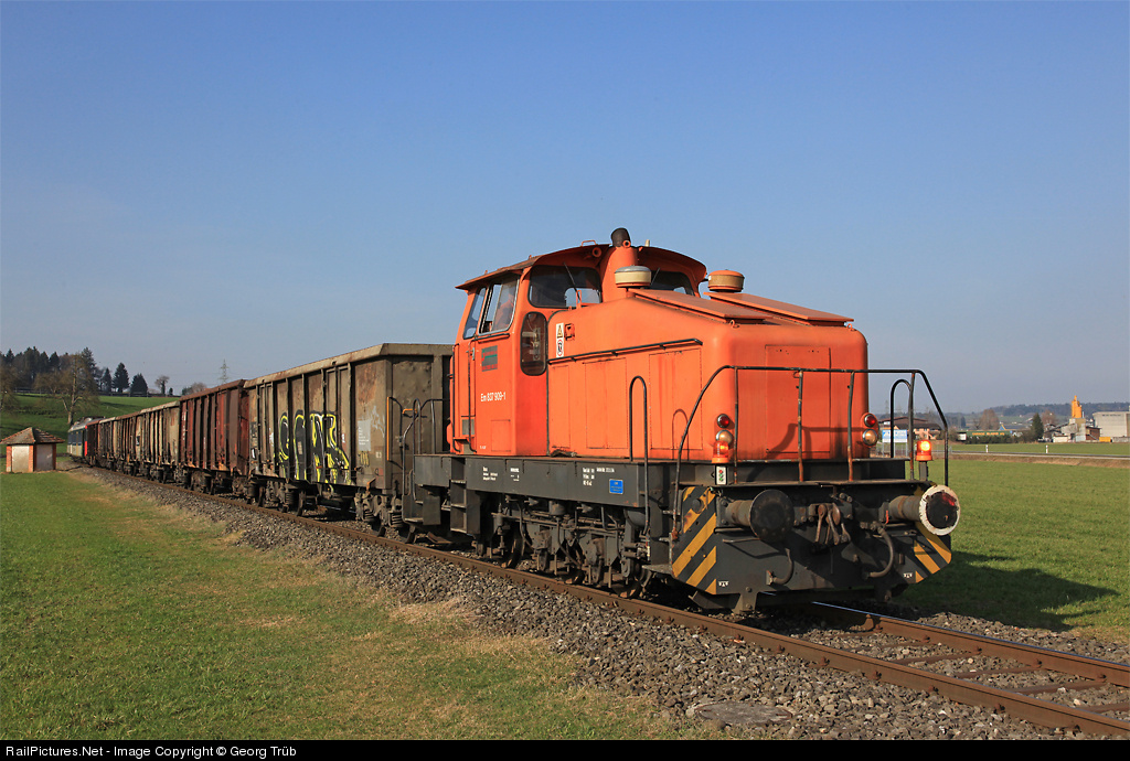 837 909
