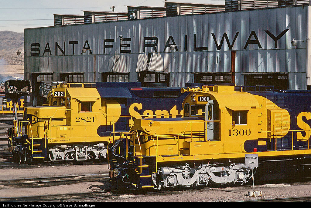 ATSF 100 Atchison, Topeka & Santa Fe (ATSF) EMD FP45 at Christie,  California by Steve Schmollinger