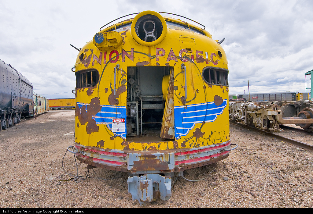 RailPictures.Net Photo: UP 928 Union Pacific EMD E8(A) at Cheyenne 