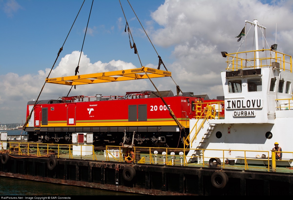 RailPictures.Net Photo: 20 006 / 20 007 Transnet Freight Rail Class 20E  (Electric) at Durban, South Africa by SAR Connecta, image size:1200x819