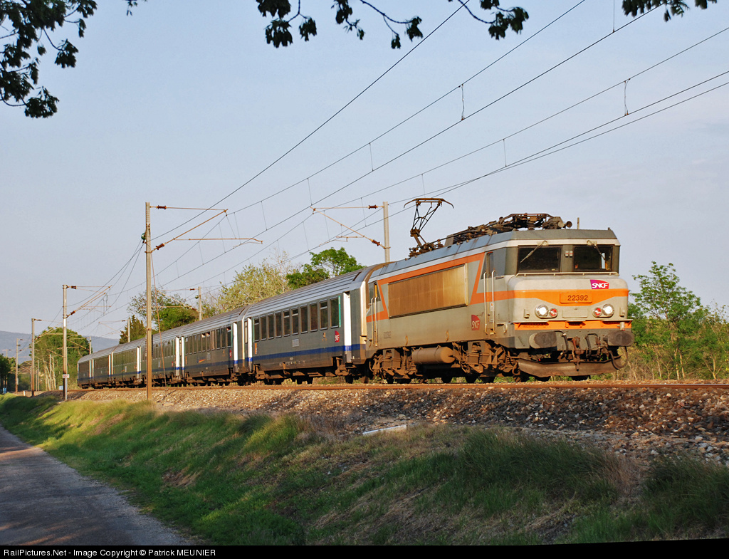 1316-1181480400-jpg