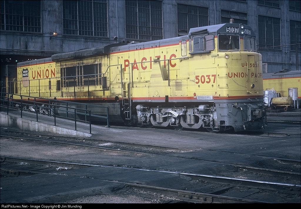 union u50c ge pacific locomotive diesel railpictures milwaukee road railroad steam electric