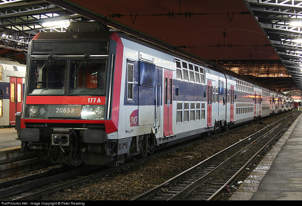 Rer. Электропоезда RER Париж. Поезда RER В Париже. Электричка RER Париж. Что такое RER во Франции.
