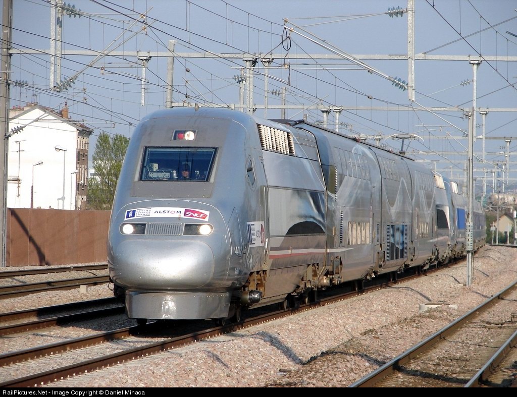 Helmet Laugh tin RailPictures.Net Photo: 4402 SNCF World Speed Record TGV V150 at Chelles (77), France by Daniel Minaca Helmet Laugh tin RailPictures.Net Photo: 4402 SNCF World Speed Record TGV V150 at Chelles (77), France by Daniel Minaca