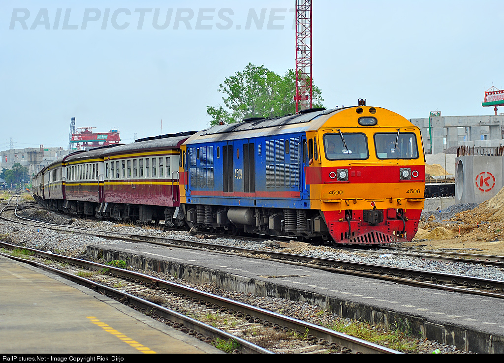 RailPictures.Net Photo: 4509 State Railway of Thailand