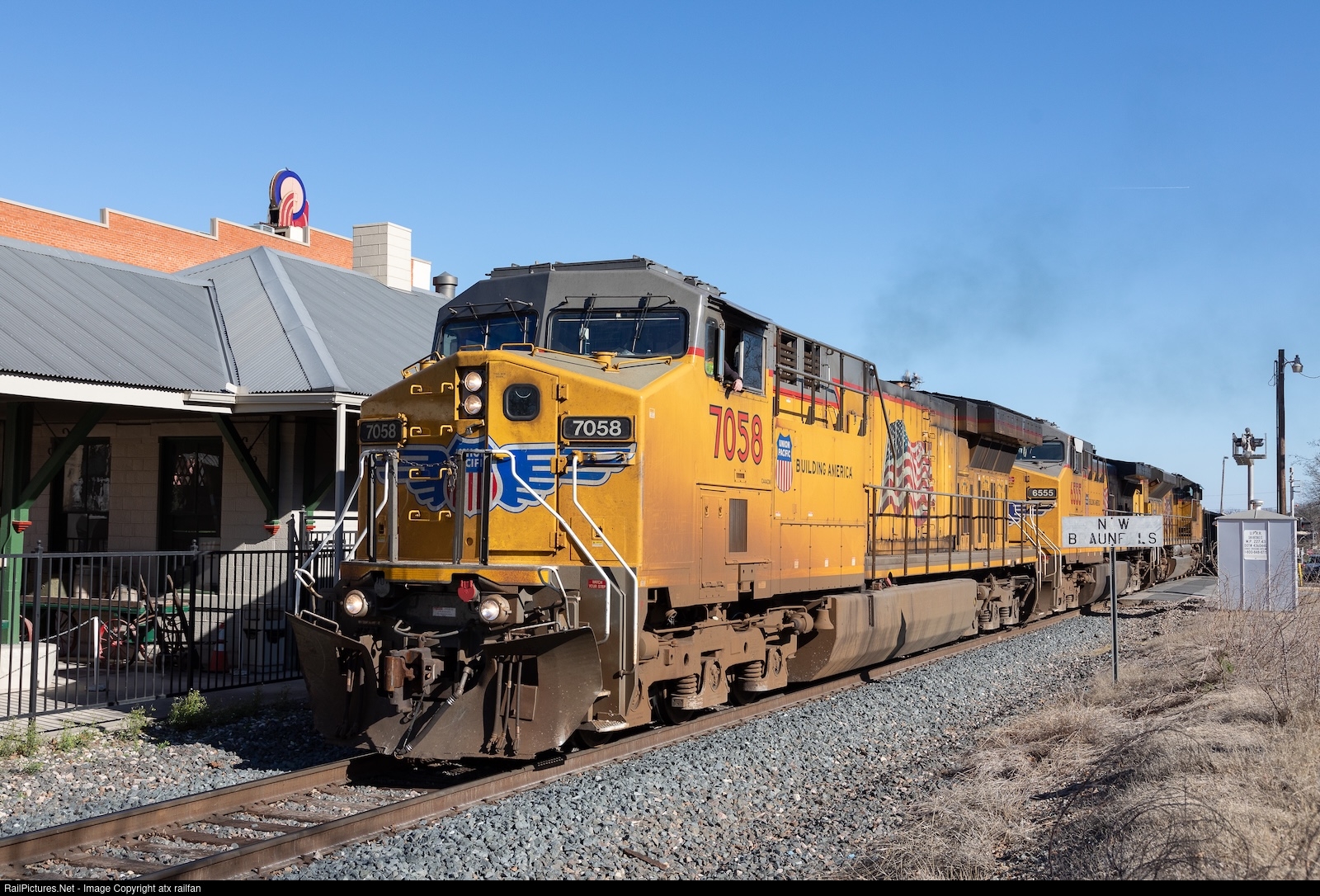 RailPictures.Net Photo: UP 7058 Union Pacific GE AC6000CW at