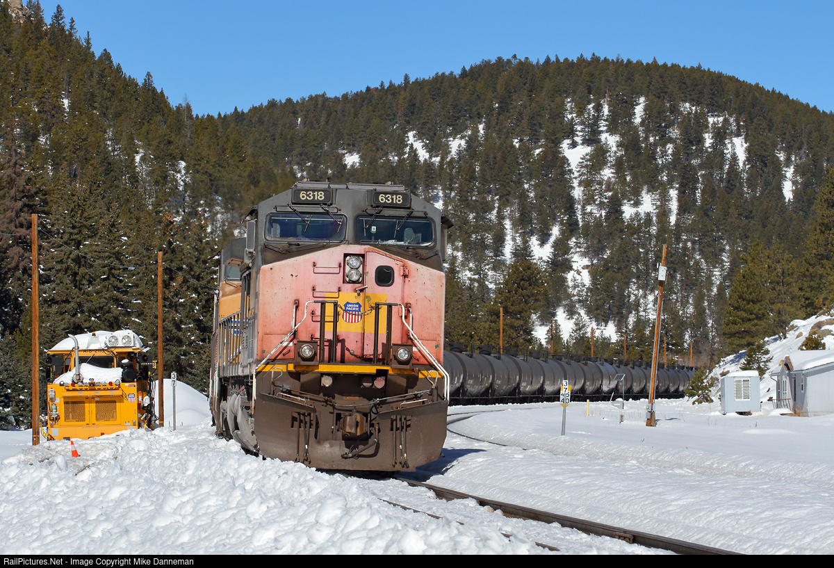 RailPictures.Net Photo: UP 6318 Union Pacific GE AC4400CW at