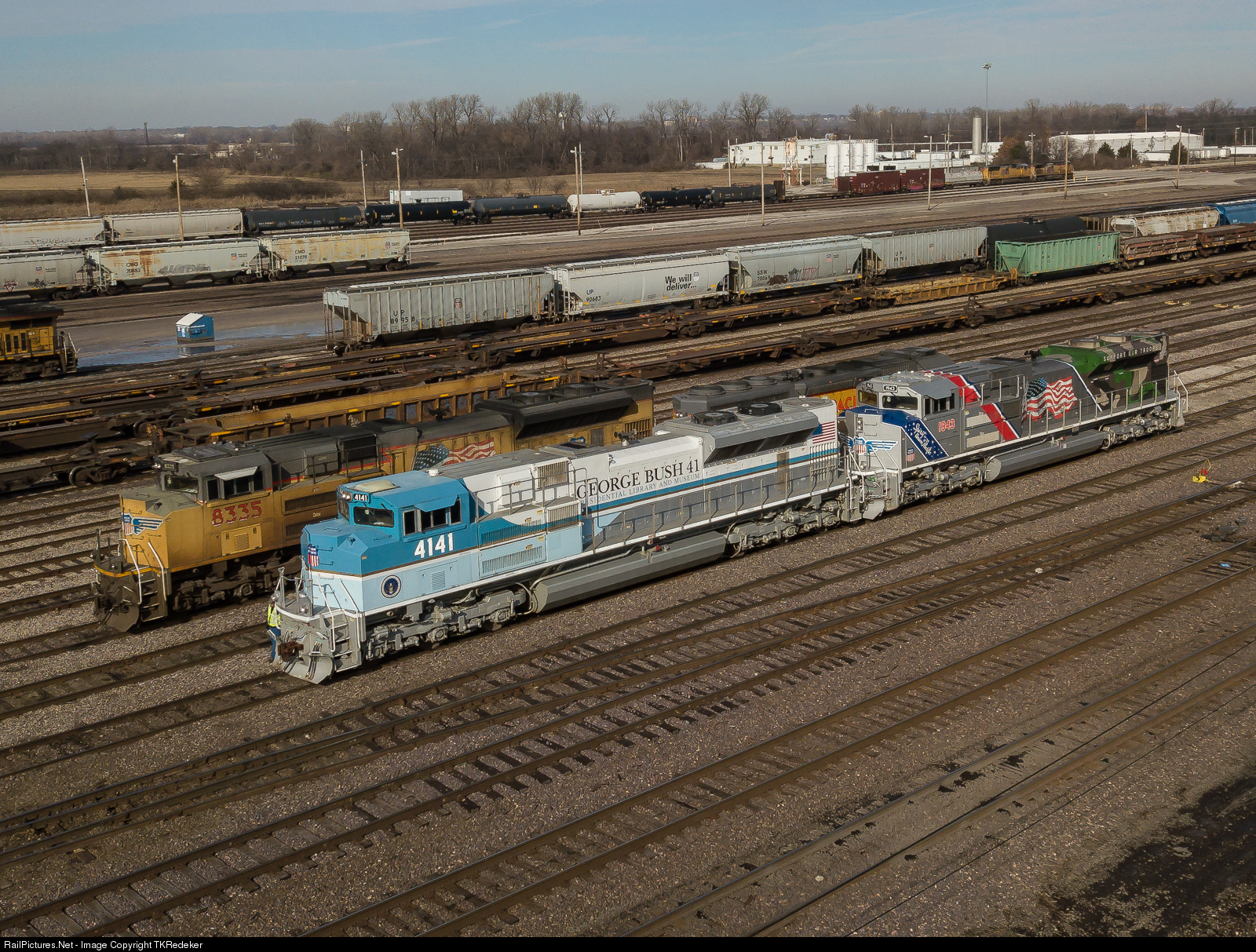 7227 1545675954 jpg spotter truck