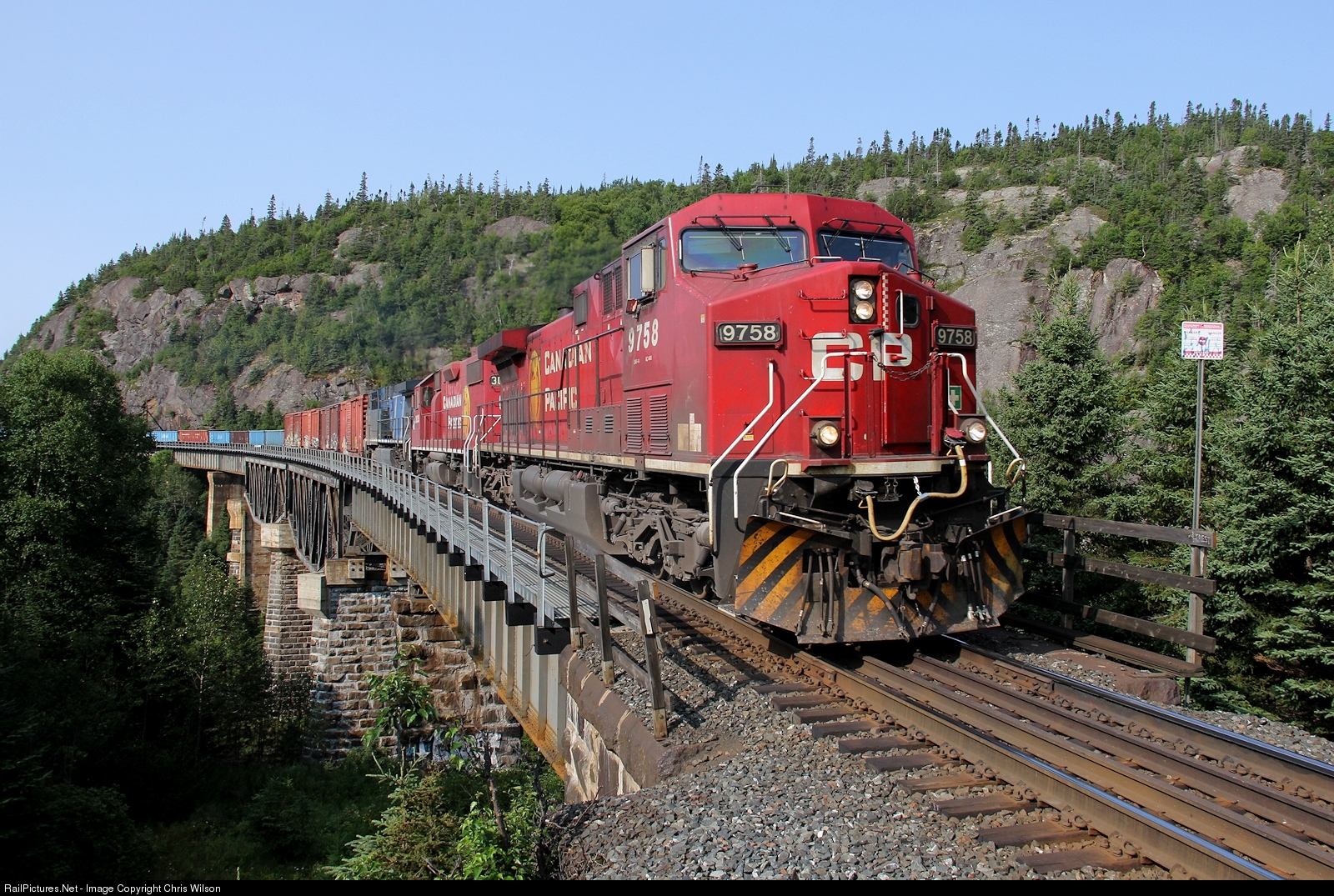 train tour northern ontario