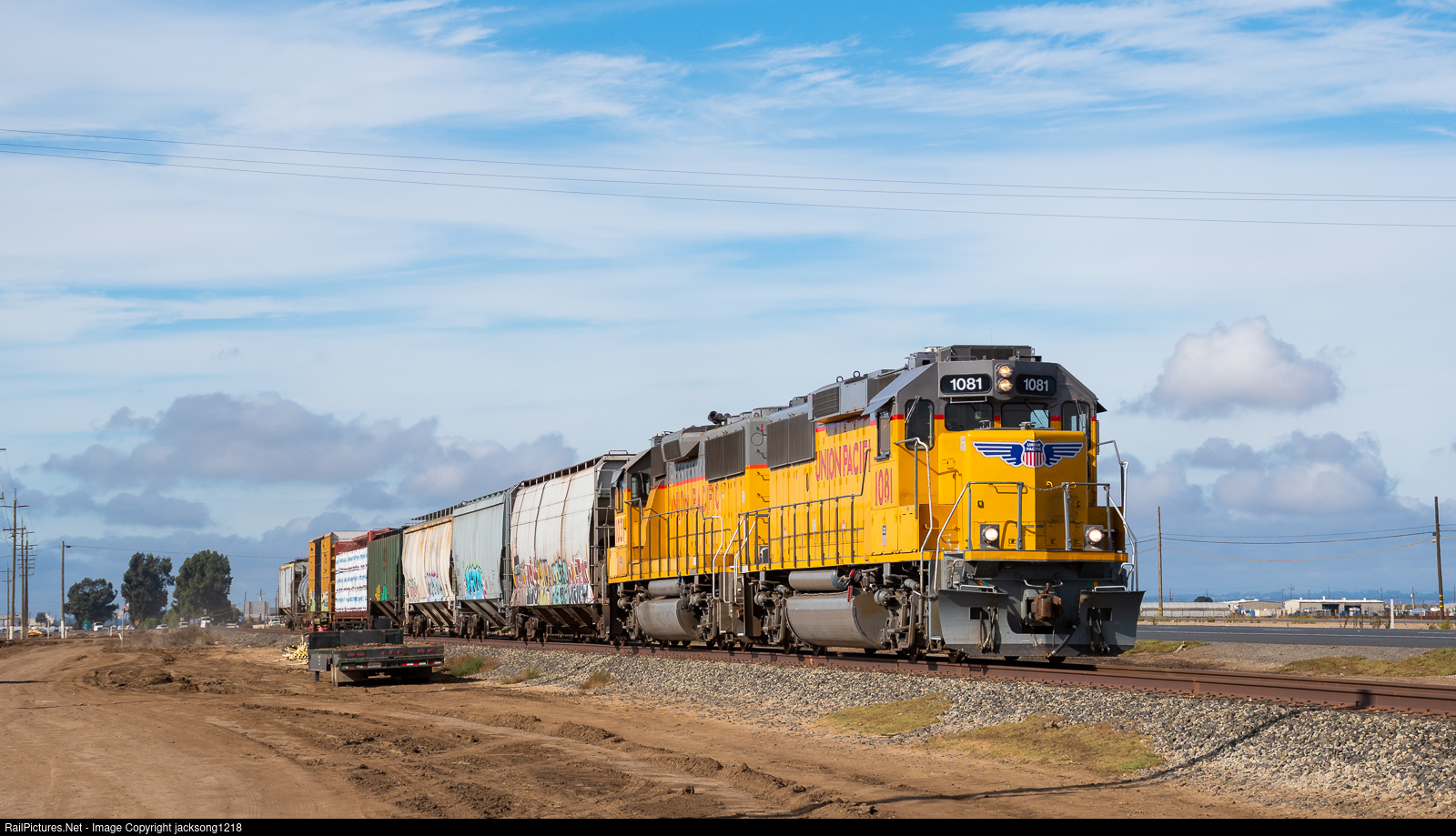 Photo: UP 1081 Union Pacific EMD GP60 at Salinas,  California by jacksong1218