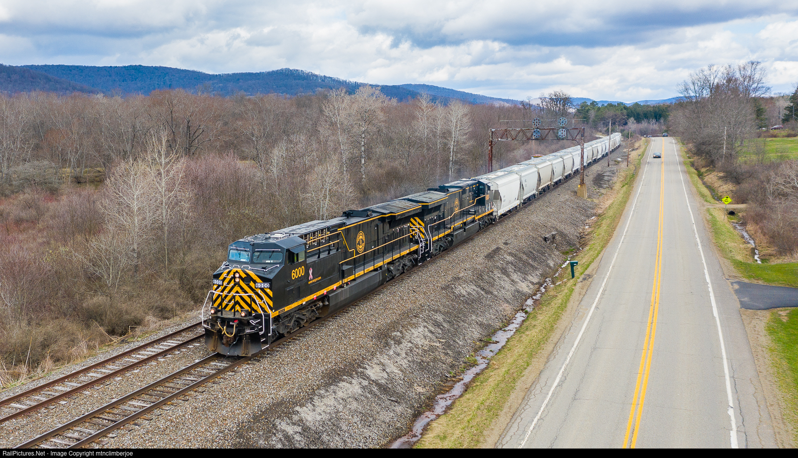 RailPictures.Net Photo: WNYP 6000 Western New York and RailPictures.Net Photo: WNYP 6000 Western New York and