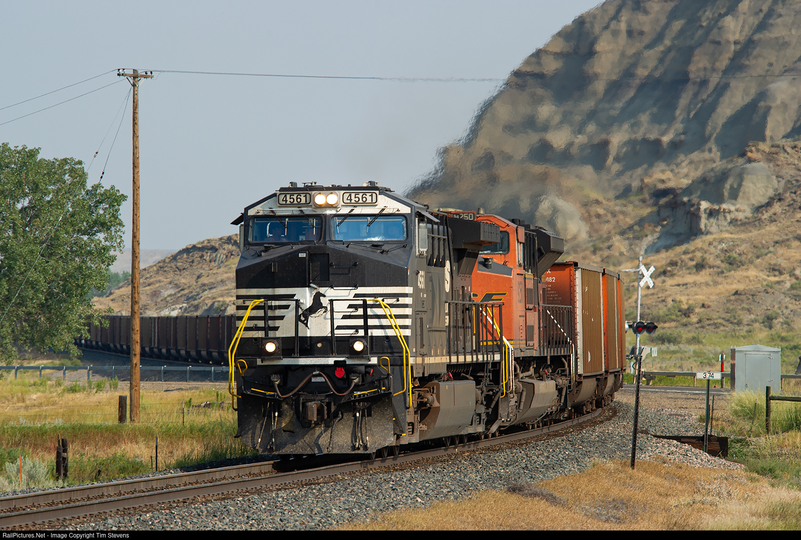 RailPictures.Net Photo: NS 4561 Norfolk Southern GE AC44C6M at
