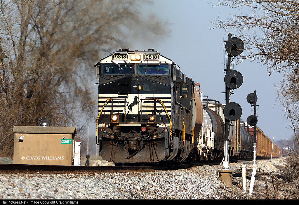 RailPictures.Net Photo: NS 9818 Norfolk Southern GE C44-9W