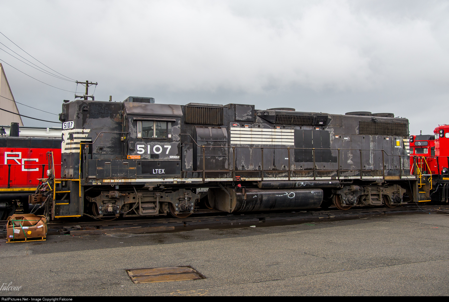 RailPictures.Net Photo: LTEX 5107 Larrys Truck & Electric