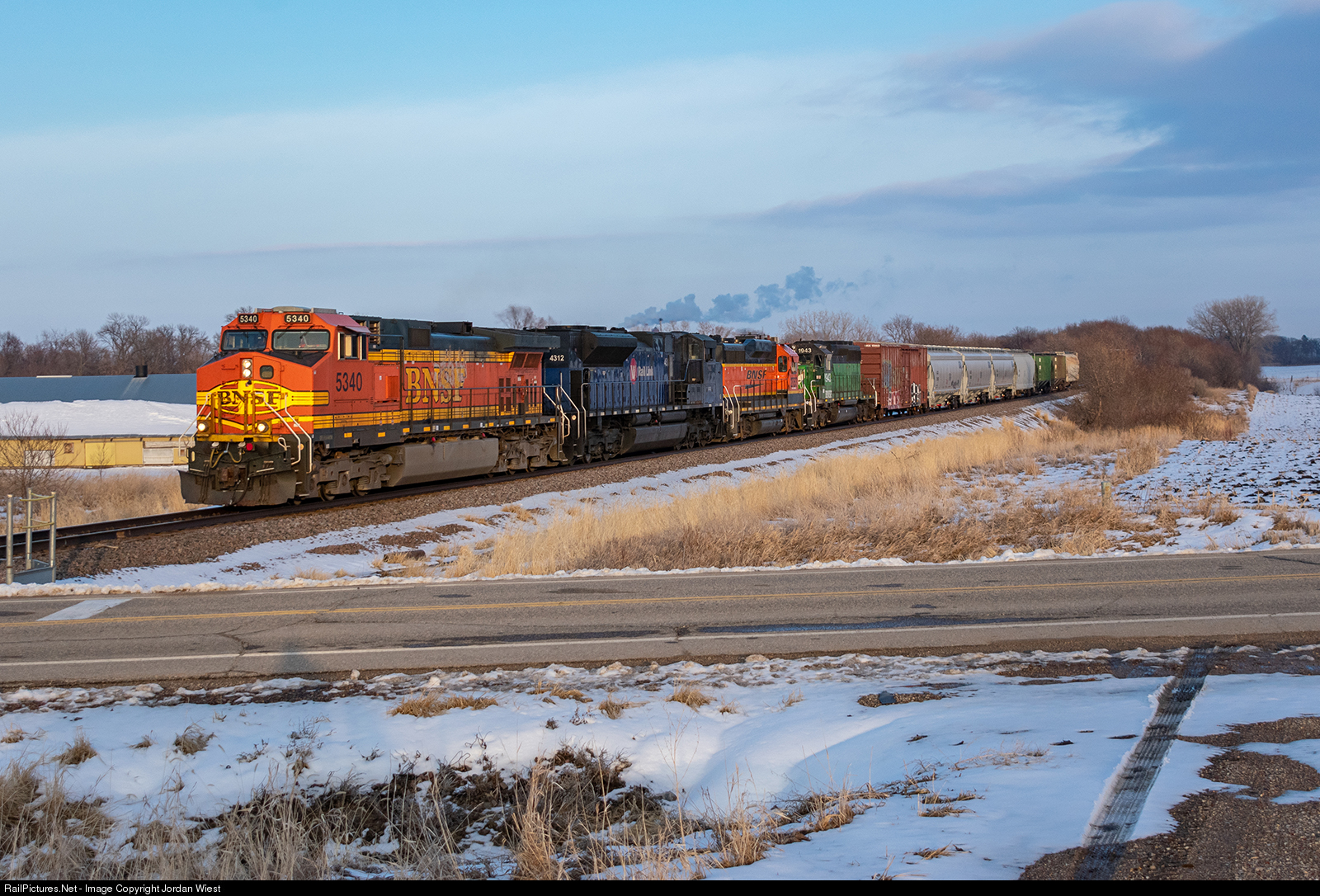 RailPictures.Net Photo: BNSF 5340 BNSF Railway GE C44-9W (Dash 9