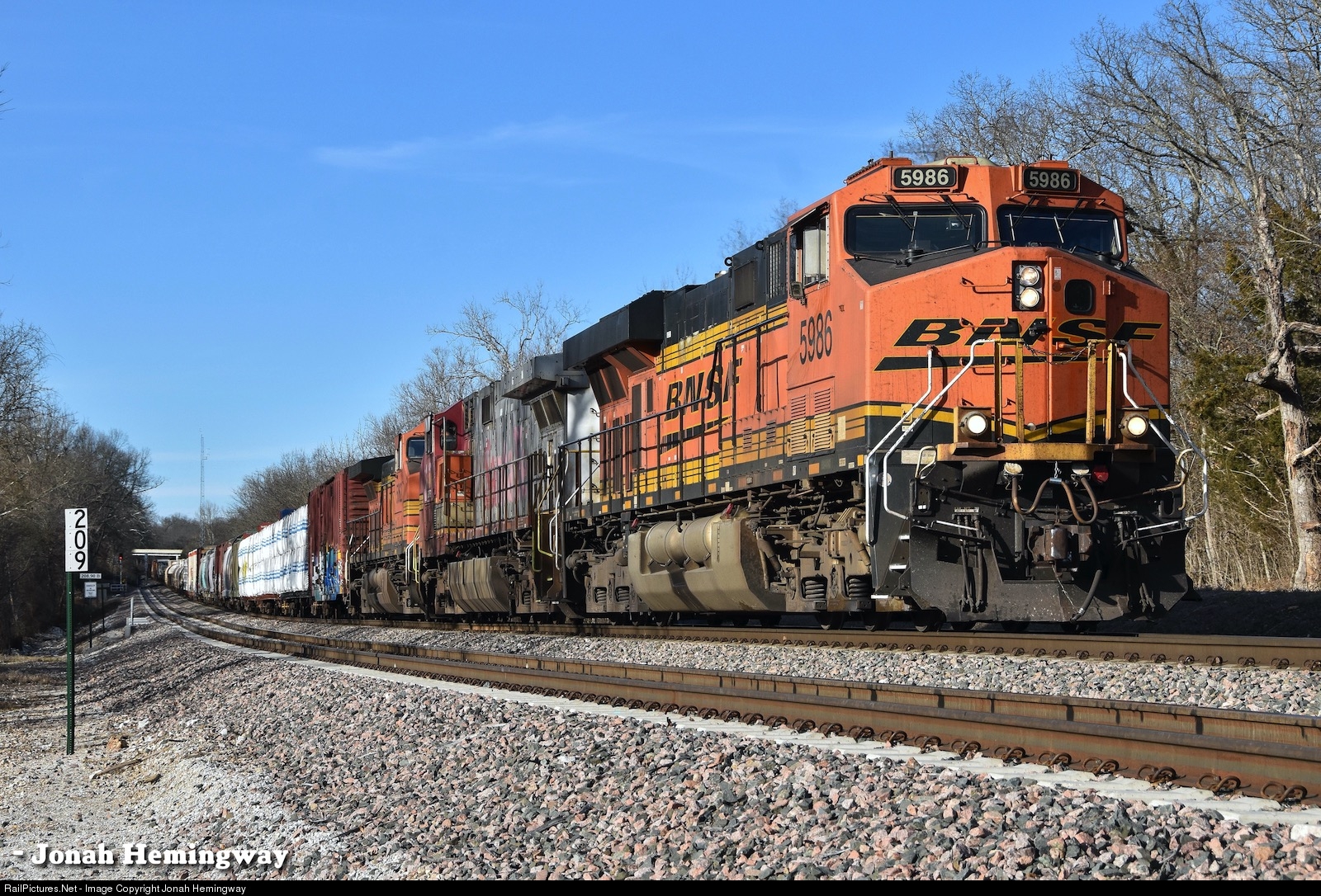 Bright×NasngwamSpecial/HermanVandever Amazon.com : 8TEN Deck Spindle for Scag Freedom Z Pro SFW SFZ48