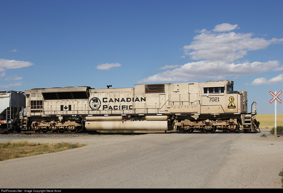 body train es 7021