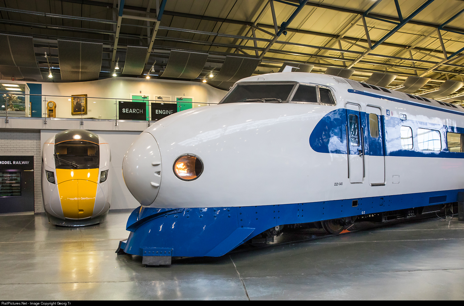 T020-1 JNR Series 0 Shinkansen Early Type 'Hikari 1' 12 Cars