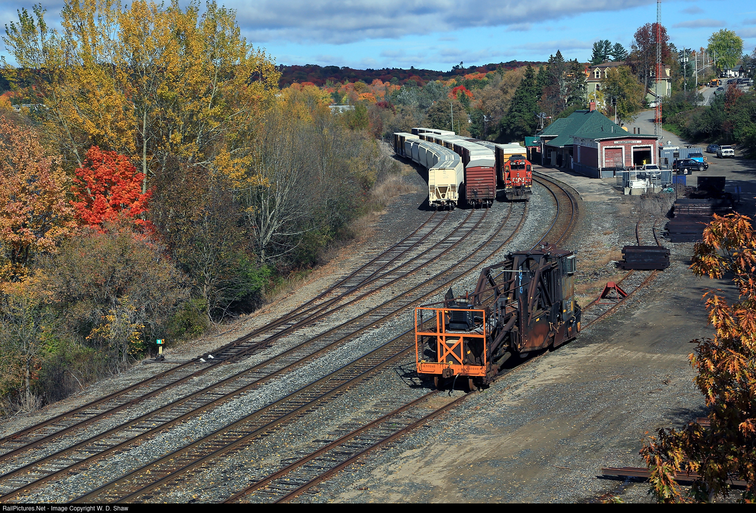 RailPictures.Net Photo CN 4730 Canadian National Railway EMD GP38 2 at Huntsville Ontario Canada by W. D. Shaw