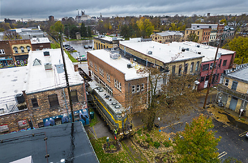 Current Photo of the Week Thumbnail