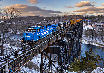 Current Photo of the Week Thumbnail