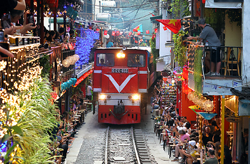 Current Photo of the Week Thumbnail